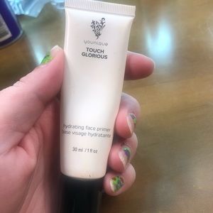 Younique glorious face primer